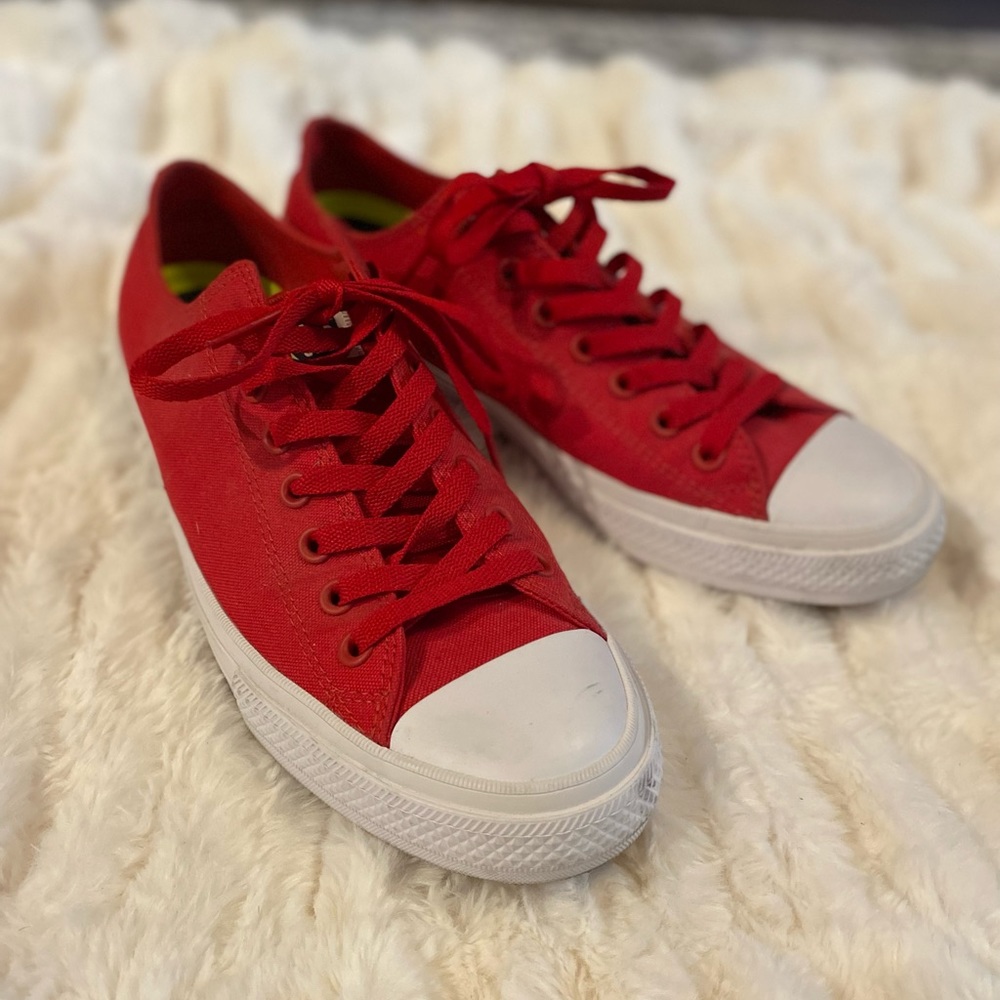 Red Converse size 10.5
